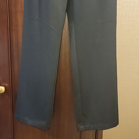 St. John Sport Straight Leg Pants - Picture 4 of 16